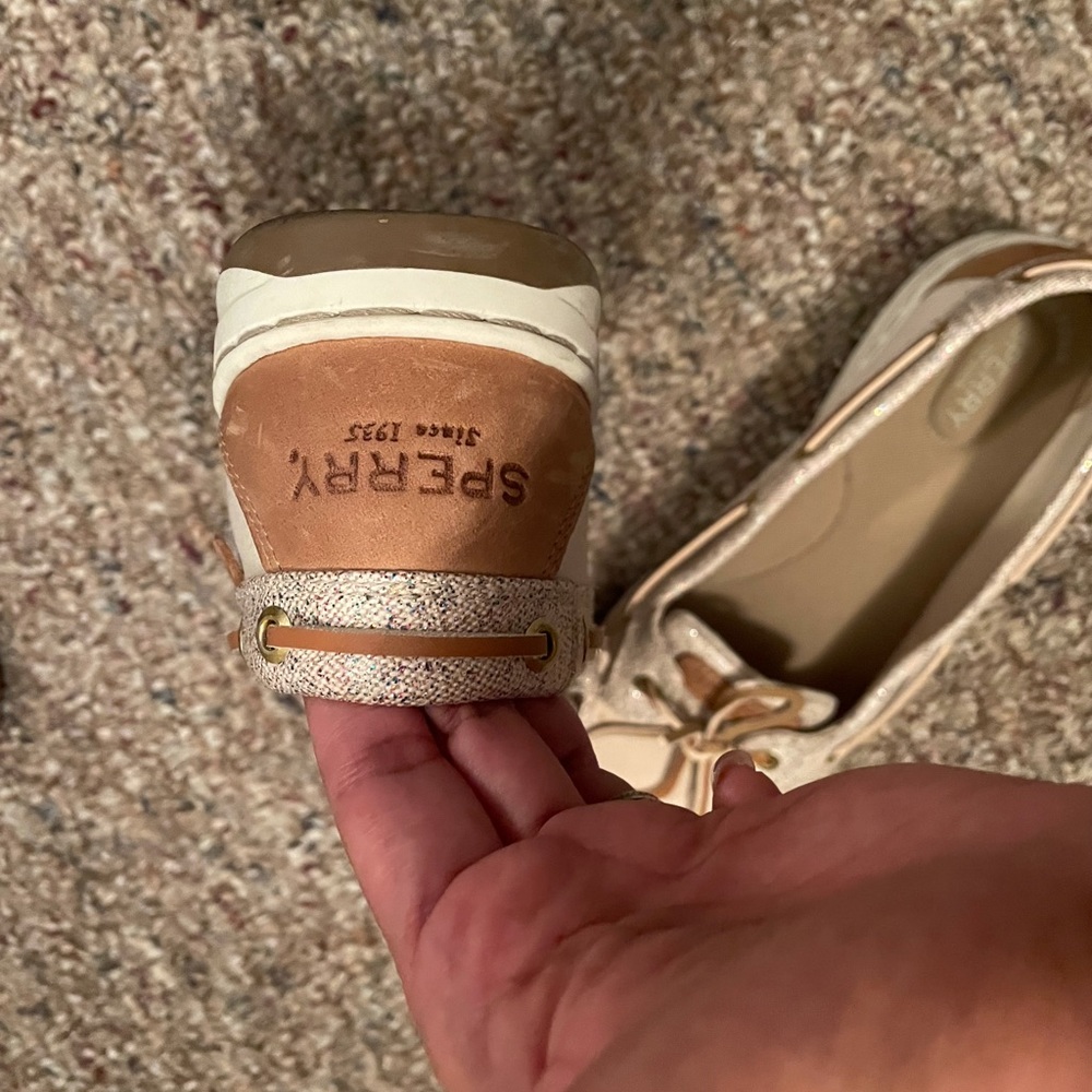 Woman sperry - Picture 4 of 4